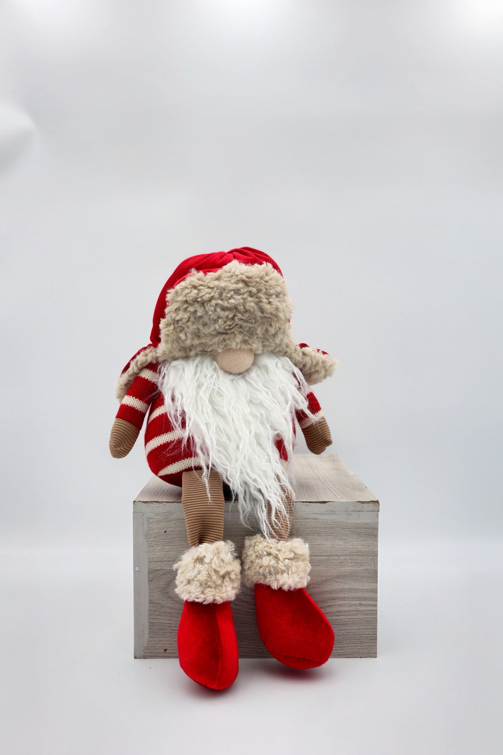 RUSSIAN GNOME WITH DANGLY LEGS