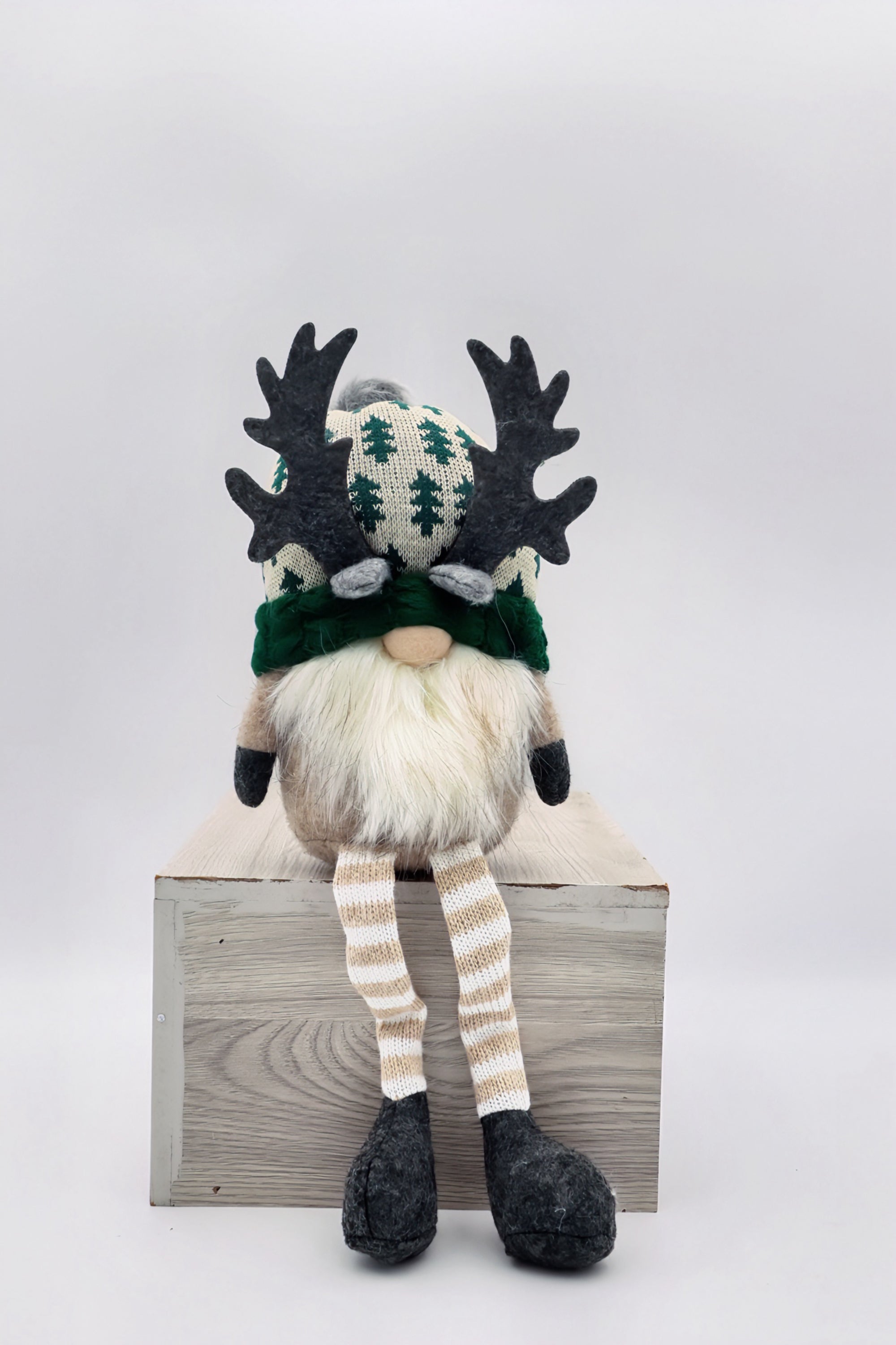 REINDEER GNOME WITH HANGING LEGS